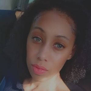 Meet your Posher, Kay